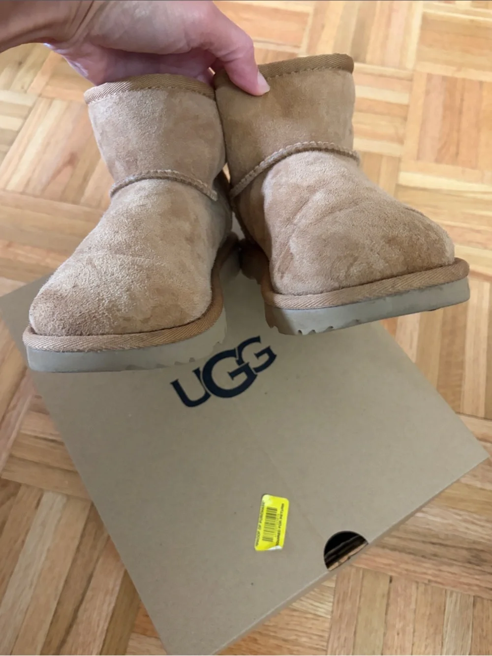 UGG Kids Size 2 Chestnut Suede Shearling Slip-On Boots - Hardly Worn!
